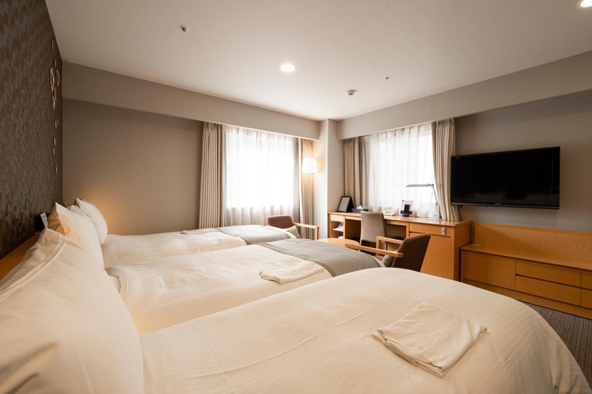 Richmond Hotel Sapporo Ekimae Bagian luar foto