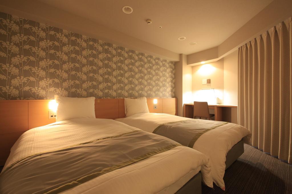 Richmond Hotel Sapporo Ekimae Bagian luar foto